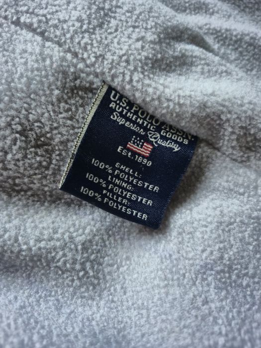 Vand geaca de iarna US Polo ASSN foarte groasa noua nepurtata