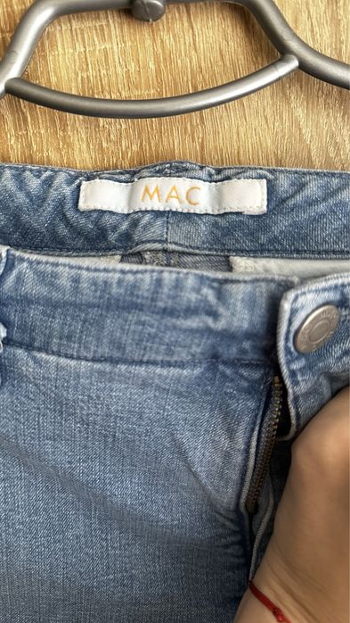 Blugi MAC evazati