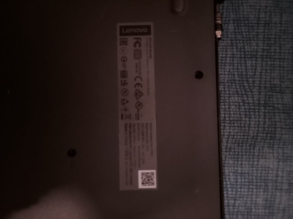 Laptop Lenovo ideapad 330 17AST pentru piese