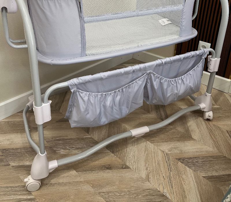 Продам краватку,качалку