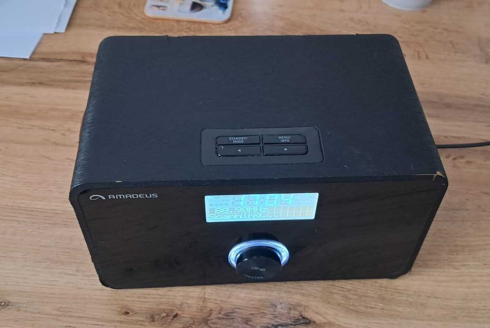 Radio AMADEUS/FM/DAB +/ Bluetooth