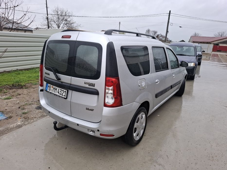 Dacia Logan MCV 1.6 8v  modelul cu AC