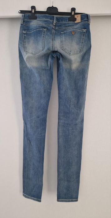 Blugi de damă Guess!