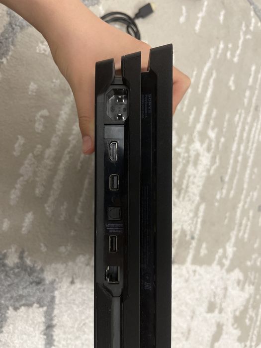 б/у PlayStation 4-pro