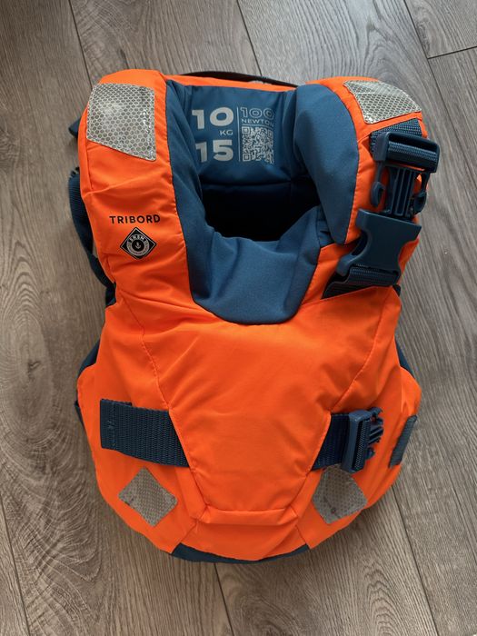 Vesta de salvare Decathlon  EasyBaby 10-15 kg