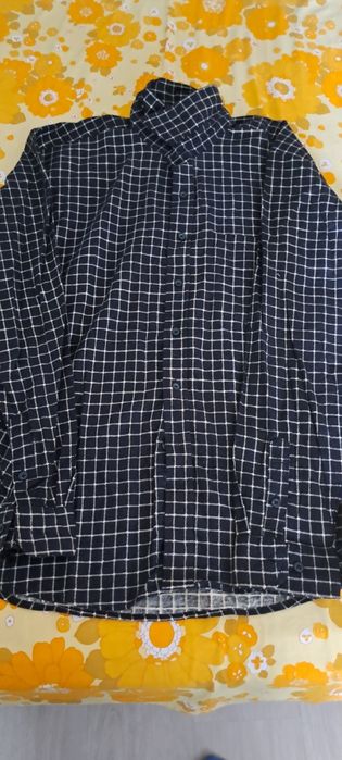 Camasi lucru marimea 43 ,nefolosite ,din bumbac