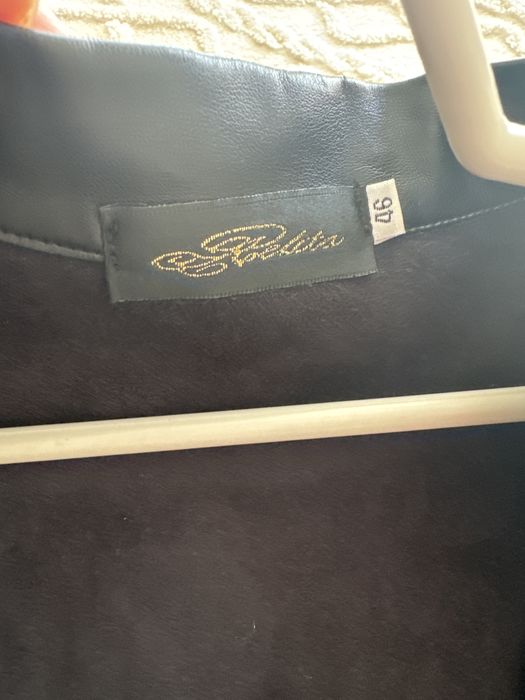 Кожанка женская 2000тг.