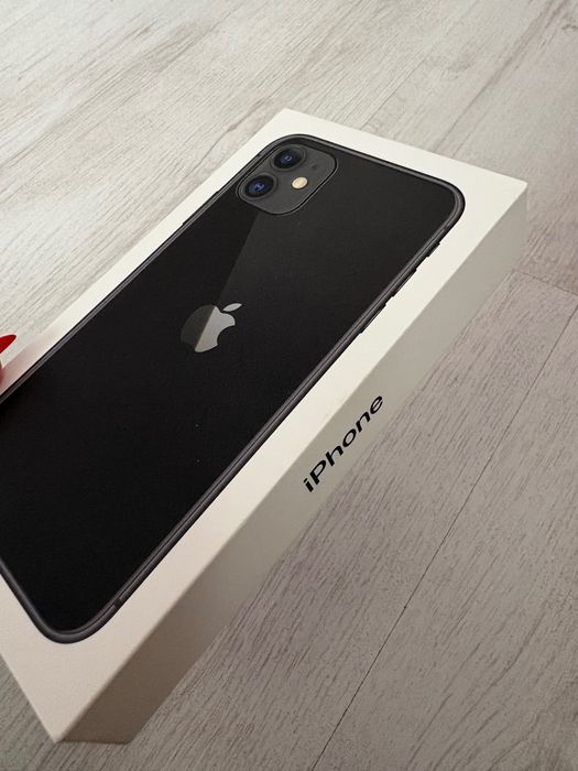 iPhone 11 , 64 GB
