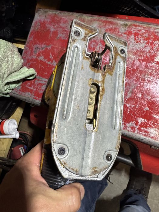 Pendular dewalt dcs335