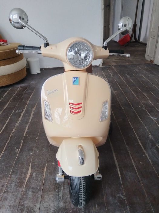 Електрически мотоциклет Vespa