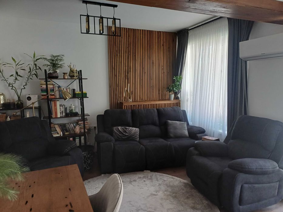 Vând apartament 2 camere mobilat, utilat modern