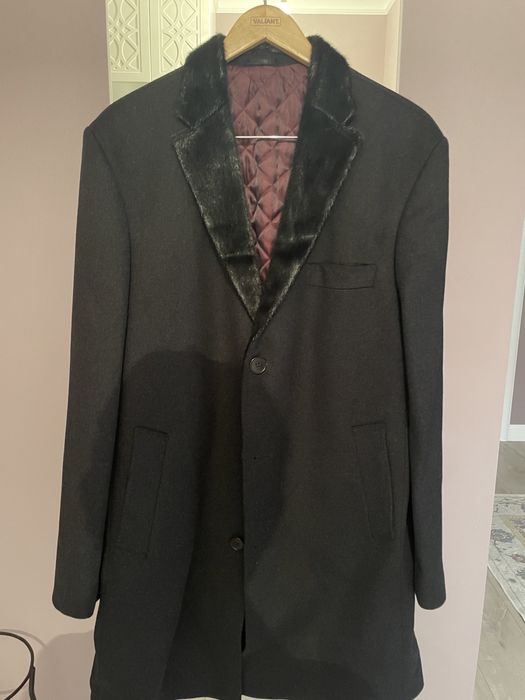 Продам пальто новое