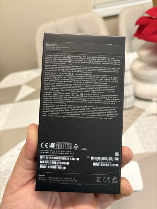 Iphone 13 Pro 128 GB два броя бял и черен € 289 за брой