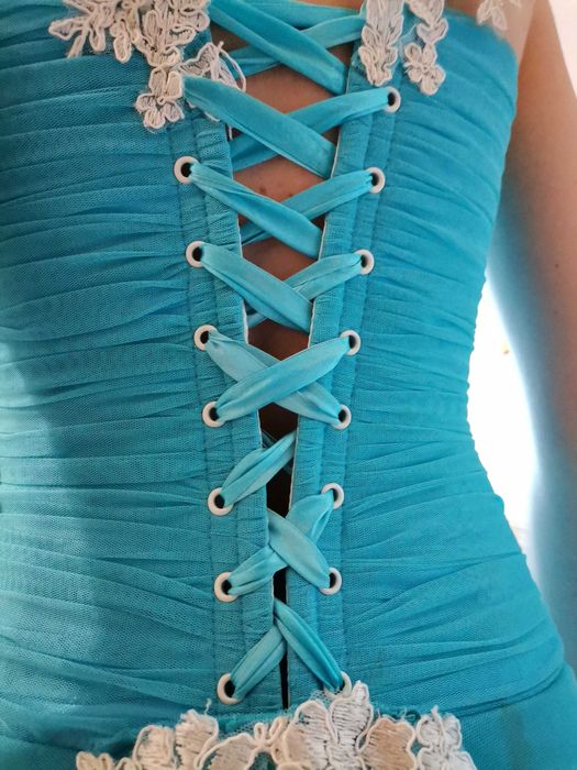 Бална Рокля / веднъж облечена / -  200 лв