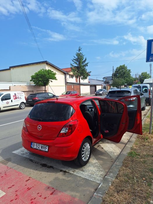 Opel corsa D 2011