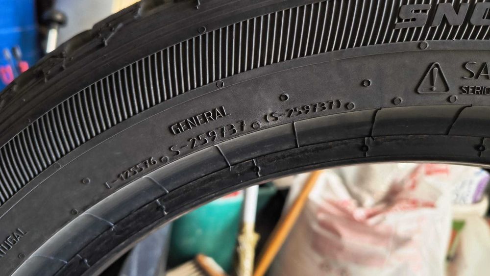4 anvelope iarnă General Tire 215/50 R18 92V – DOT 2021 – stare foarte bună