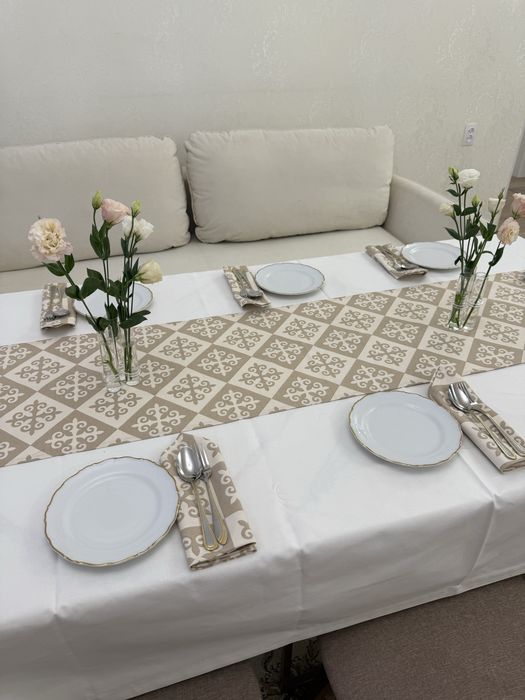 Раннеры скатерти