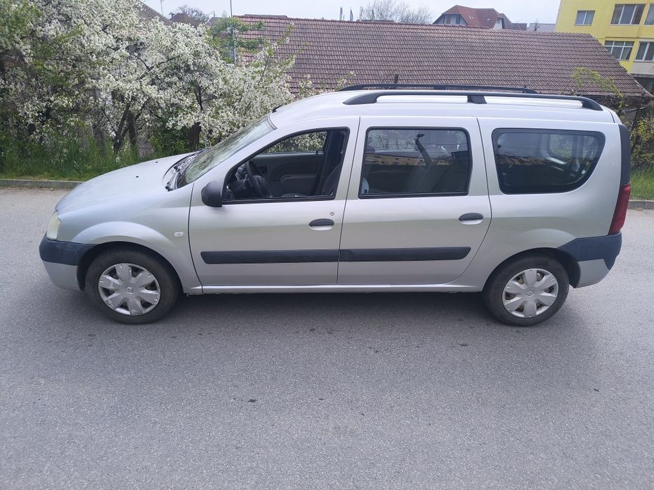 Dacia logan mcv, 7 locuri , aer conditionat, înmatriculată