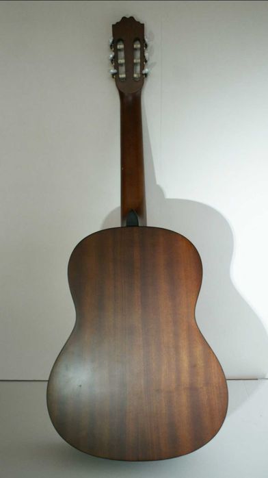 Класическа китара Kirkland