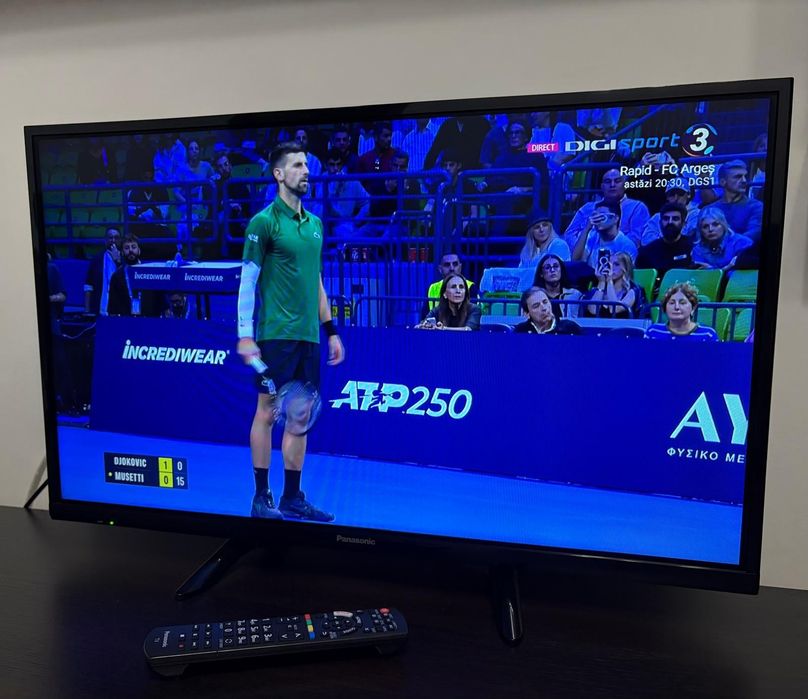 Vând Televizor Smart Panasonic 32" / 80 cm