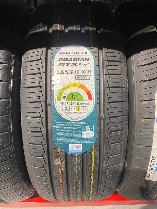 Nexen Roadian GTX EV 235/55R19