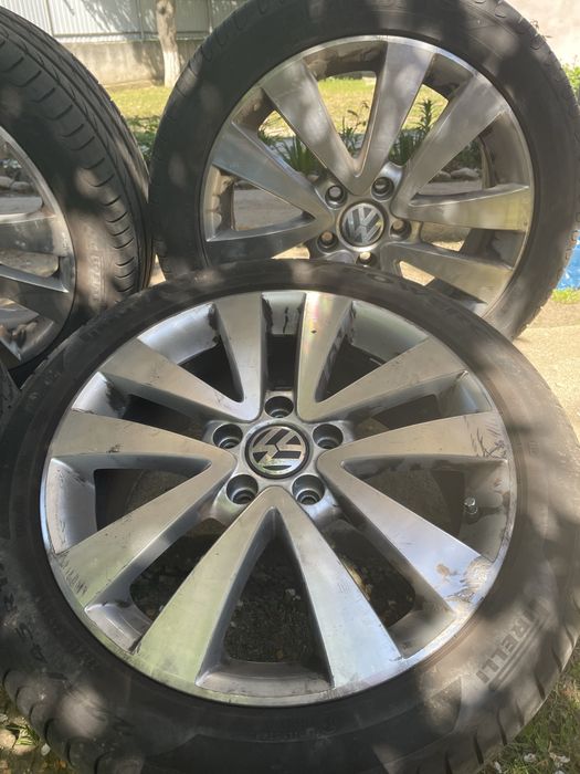 Cauciucuri Pirelli 225 45 R17 genți aluminiu Volkswagen roti vara