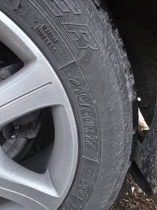 Диски с шинами от Nissan maxima