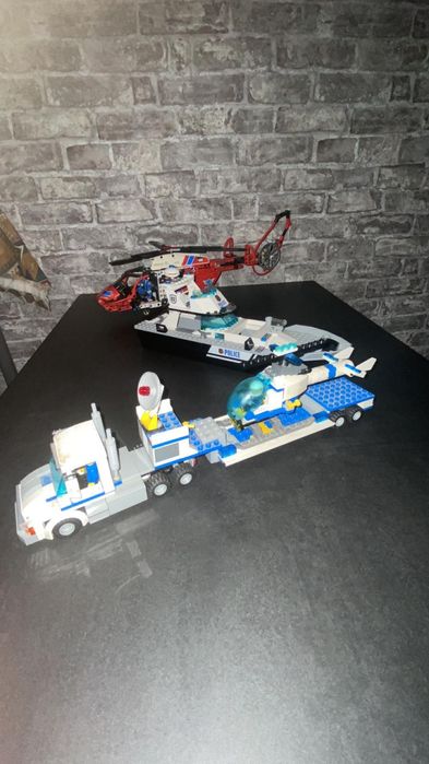 Vand lego Technic 2 in 1 8068, Lego city  60049, Lego  Police vapor