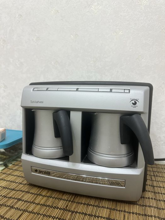 Турецкая кофе машина в идеальном состоянии , использовалась всего один