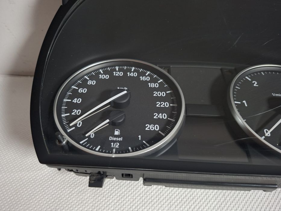 Ceasuri Bord BMW E90 E91 E92 E93 LCI Facelift 2.0d / 3.0d Diesel Europa (Cod 9187344)