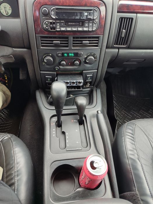 Jeep grand cherochee WJ laredo motor 2 7 diesel Mercedes Benz impecabi