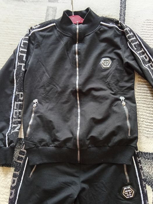 Продам костюм  Турция