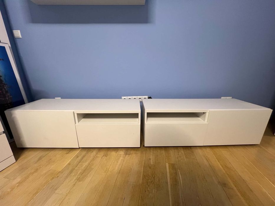 Две бели шкавчета от IKEA