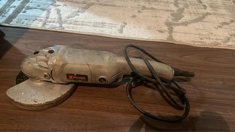 Продам Болгарку. Срочно