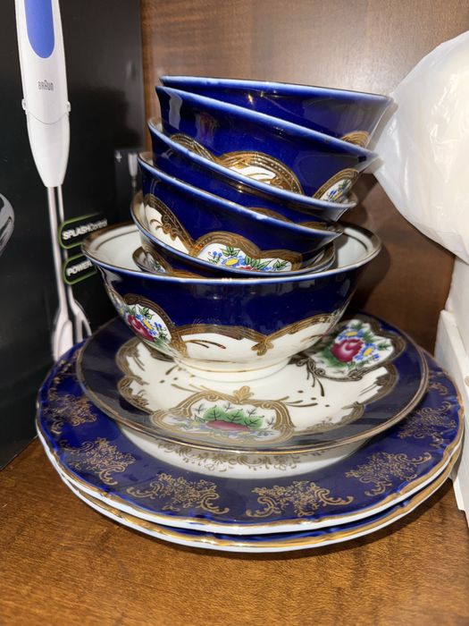 Отдам старую посуду!