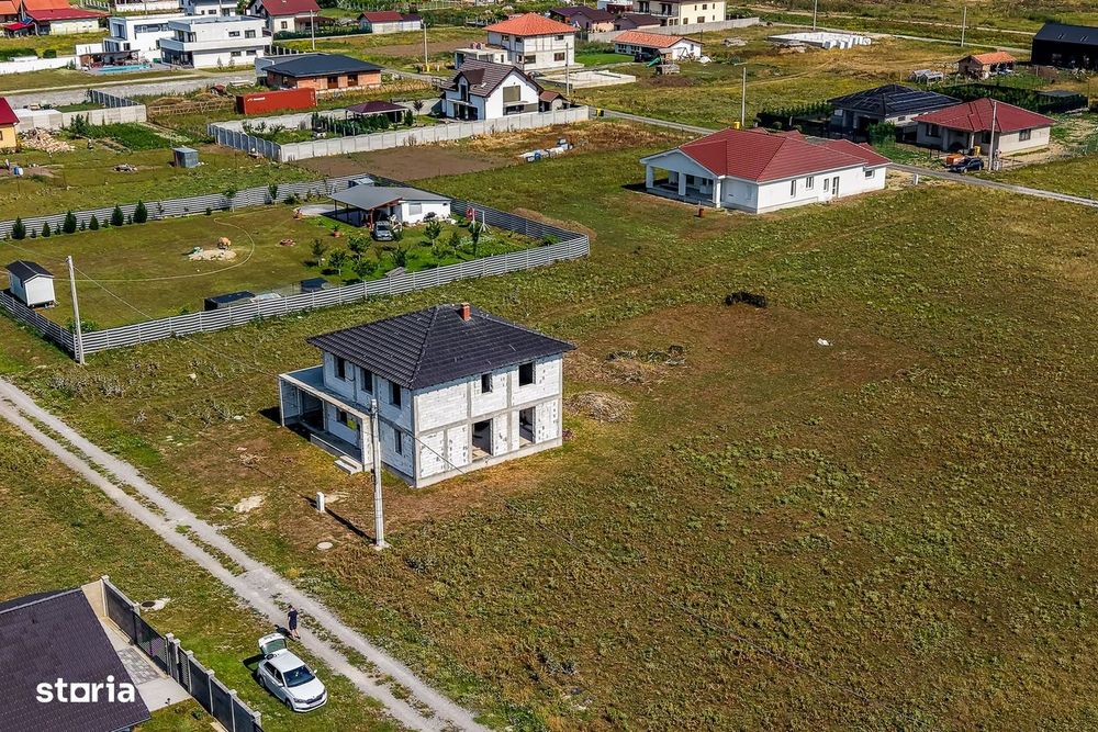 Vilă cu 5 camere | teren 1000 mp | cartier San Paolo (lângă Westfield)