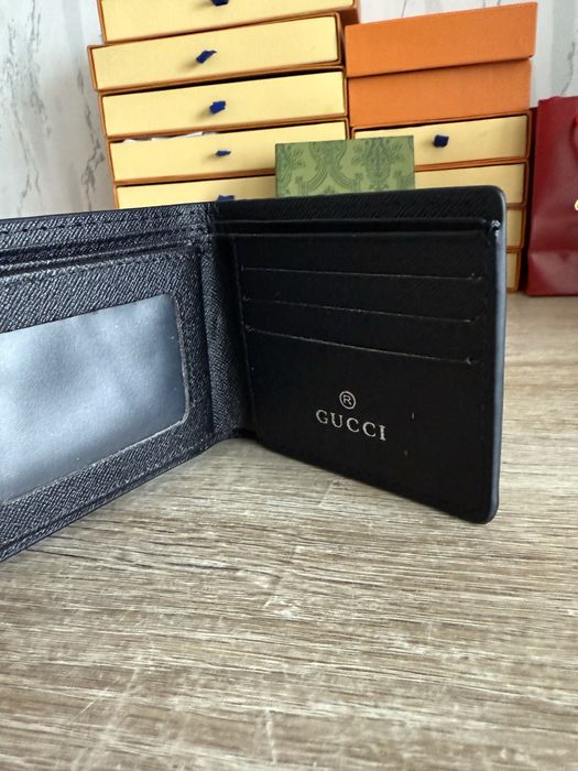 Мъжко портомоне Gucci