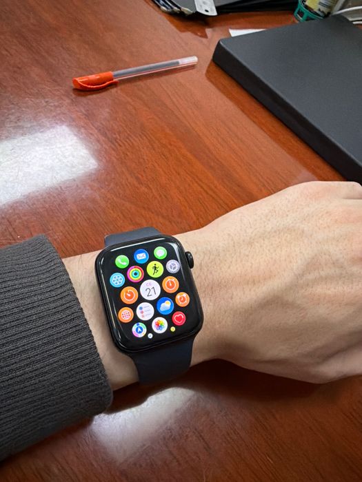 Apple Watch SE 2 44