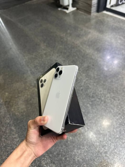 Iphone 11 pro rangi oq