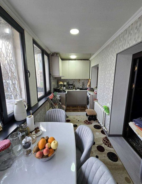 Новомосковская 2 комнатная 2 этаж Ипотека Можно Кафе Вечер