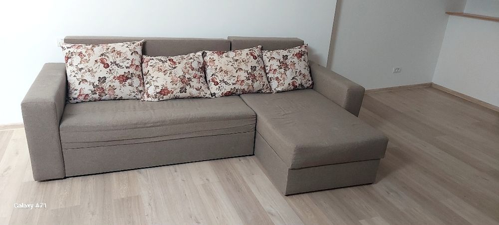 Canapea extensibila