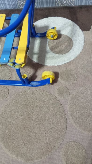 Продам санки детские