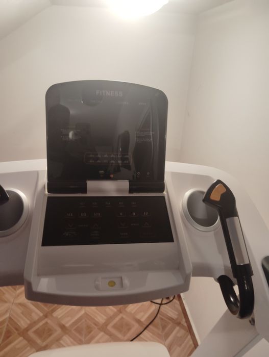 Banda electrică de alergat Actuell DT350B