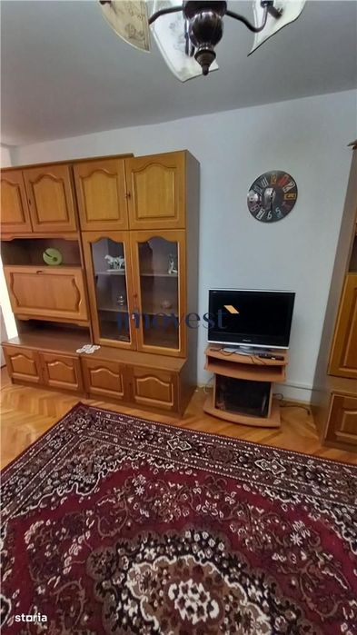 De inchiriat:Garsoniera in zona Burdea