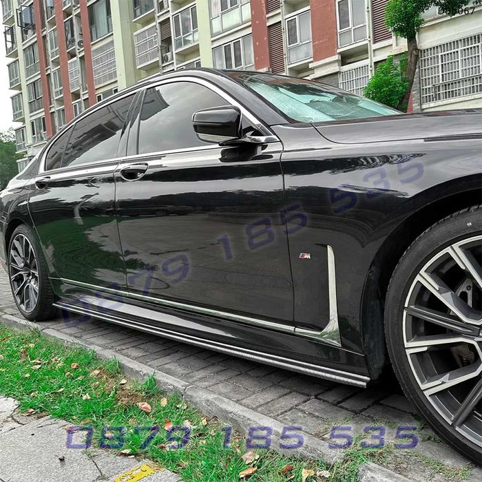 Странични тунинг лайсни за прагове BMW 7 G12 M Sport 2016-2022 черен гланц DBb067 бмв г12