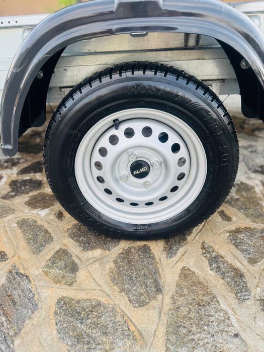 Remorca Repo 750 kg, 300 x 160 x 10 an 2021