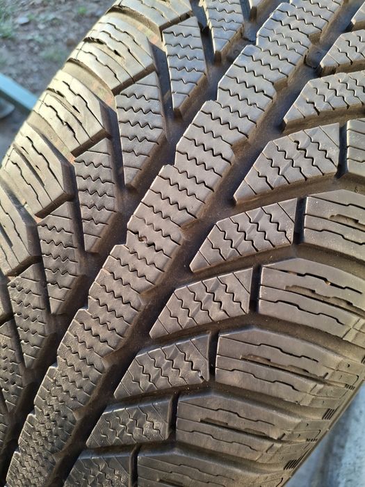 4 Anvelope de iarnă 215 65 r15 Semperit