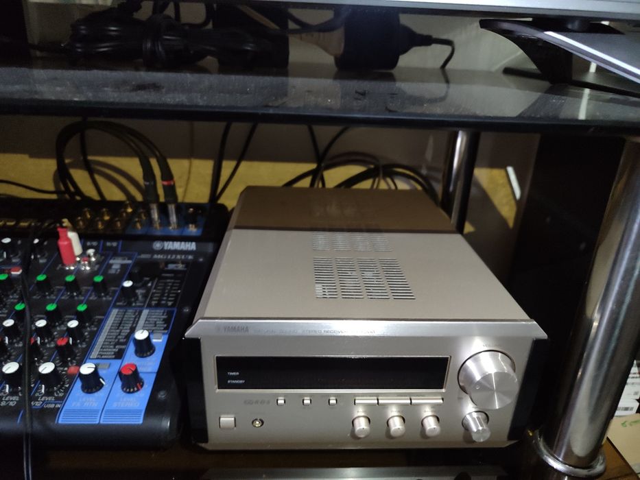 Yamaha E-200 Piano Craft