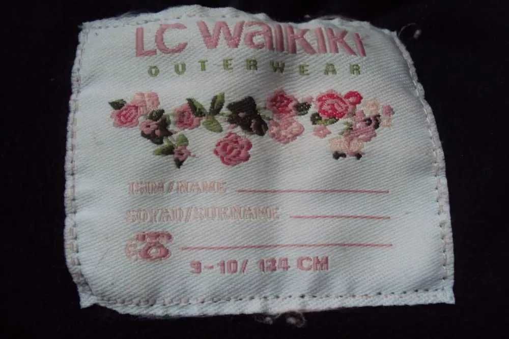 Куртка теплая  на 7-9 лет.