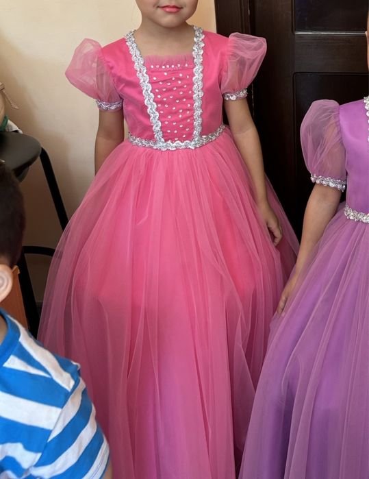 Продам платье